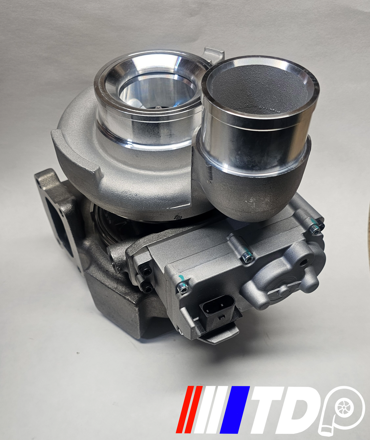 Bee タワー【グレー14番】 New Turbo for 13-18 Dodge Cummins 6.7L 63.5mm 10 Big Blade HE300VG